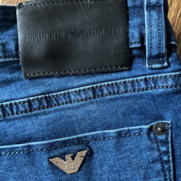 Emporio Armani Dark Wash Jeans Size 34 - Picture 6 of 15